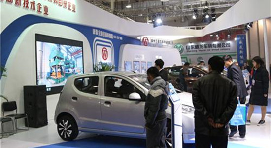 電動(dòng)汽車(chē)展銀箭汽車(chē)漆用鋁銀漿展風(fēng)采2.jpg 電動(dòng)汽車(chē)展銀箭汽車(chē)漆用鋁銀漿展風(fēng)采2.jpg